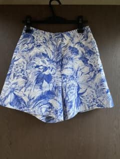 ボタニカル柄ショートパンツ☆ストロベリーフィールズのサムネイル