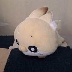 化けギツネのちくわ　寝そべりbigぬいぐるみ