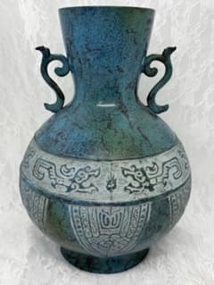 伝統工芸 高岡銅器 龍仙 双耳 青銅 花瓶 花入 龍仙作 青銅鋳銅花器 彫刻模様花瓶 高岡銅器 伝統工芸品 - メルカリ