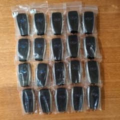 ヒ*デ様 20個セット スバル純正 スマートキー 3ボタン ヒ*デ様 20個セット スバル純正 スマートキー 3ボタン - メルカリ