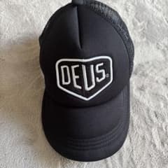⭐︎お値下げ中⭐︎DEUS キャップ ブラック メッシュのサムネイル