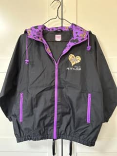 黒　ウインドブレーカーのサムネイル