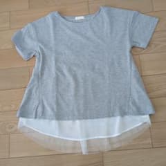 【earth music&ecology】 カットソー 美品　ラスト価格650円のサムネイル