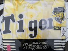 r*a様 阪神タイガース ポケモンコラボ ユニホーム Lサイズ ピカチュウ
