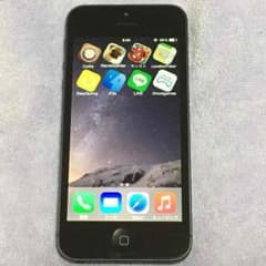 【送料無料】iPhone5 32GB 脱獄済 IGG7有料版導入のサムネイル