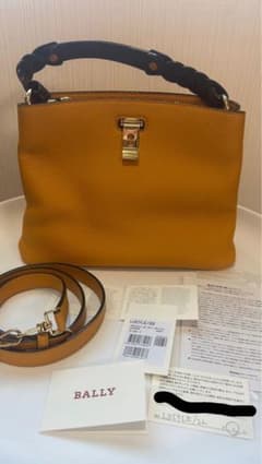 BALLY♡バリー♡ Lock me♡LUCYLE♡レザー♡美品のサムネイル