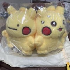 韓国限定】メタモンは変身中 メタモン ピカチュウ ぬいぐるみ - メルカリ