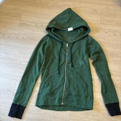 giletパーカーのサムネイル