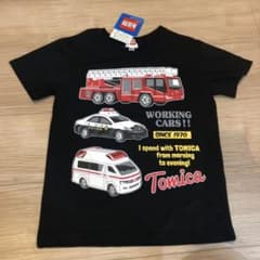 ★ともちゃん様専用★トミカ Tシャツ　130 ２枚のサムネイル