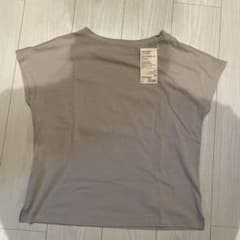 無印良品　フレンチスリーブテイシャツ　ムラ糸 新品未使用　ペールブラウンMのサムネイル