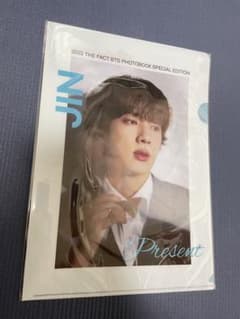 BTS TMA 写真集 クリアファイル ジン JINのサムネイル
