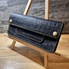 クロコ型 ロロマ本革 テンダーロインインスパイア ロングトラッカーウォレット 黒 テンダーロインインスパイア ロングトラッカーウォレット 黒 クロコ型