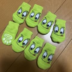 T*o様 犬用靴下 8足セット 寒さ対策 滑り止め付き 暑さ対策のサムネイル
