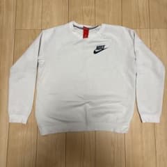 NIKE ホワイト クルーネックスウェット S 男女兼用のサムネイル