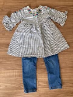 ベビーギャップ刺繍ワンピース90のサムネイル