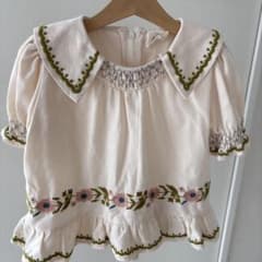 Apolina 風 キッズ 刺繍ブラウス 6-7Y - メルカリ