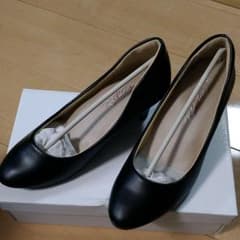 値下げしました　パンプス　M ブラック 黒　5センチ　神戸レタス　新品未使用のサムネイル