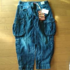 スイートキャメルのジーンズのサムネイル