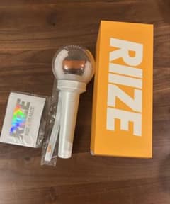 RIIZE ペンライト + ステッカーのサムネイル