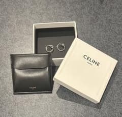 ぱんくん様専用】CELINE ノットフープピアス シルバー - メルカリ