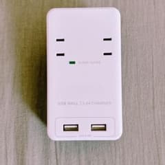 ファーゴ(Fargo) タッピングUSB WALL 2ポート AC2個口