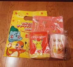 マクドナルド 2026 サマーチャンスバッグ 福袋　ヒトカゲ ポケモンのサムネイル