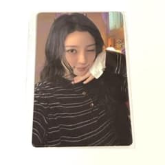 MEOVV BITE NOW ショーケース トレカ ナリンのサムネイル