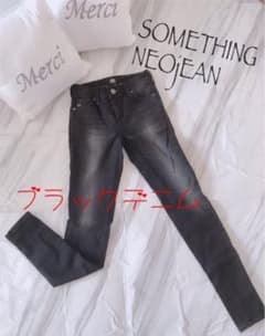 SOMETHING❤ブラックデニムスキニー/美品のサムネイル