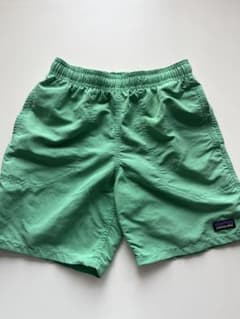 Patagonia キッズ　ハーフパンツ グリーン Sサイズのサムネイル