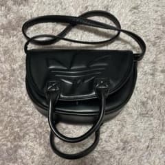 ア*ス様 adidas ショルダーバッグのサムネイル