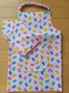 120前後エプロン2点セット グミベアピンク　ポケット付のサムネイル