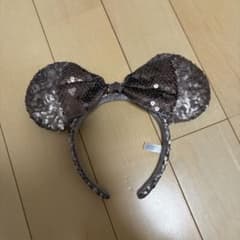 ディズニーカチューシャ ミニーちゃん ブラウン スパンコールのサムネイル