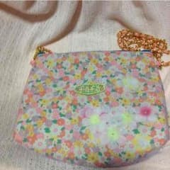 fafa ポーチのサムネイル