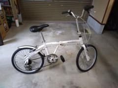 折りたたみ自転車 ホワイト 小径　希望価格での出品ですが値下げ交渉歓迎です。のサムネイル