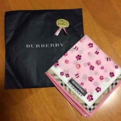 ※お値下げしました！★BURBERRY ハンカチ★のサムネイル