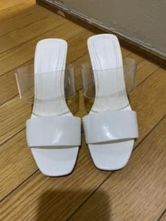レザー　ヒールサンダルのサムネイル
