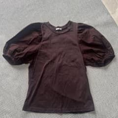 GU パフスリーブ Tシャツ Sサイズのサムネイル