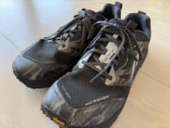 ALTRA and wander LONE PEAK 9 トレランシューズ