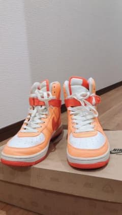 NIKE ナイキ スニーカーのサムネイル