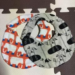 ハンドメイドスタイ 2枚セットのサムネイル
