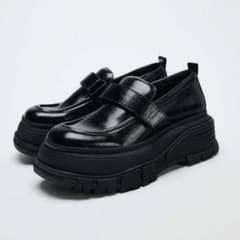 プラットフォームローファー zara 39のサムネイル