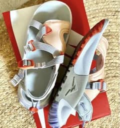 新品　NIKE/ナイキONEONTA SDL/オニオンタ サンダル 23cm！のサムネイル