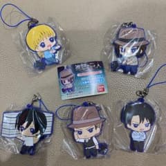 ✳︎進撃の巨人ガチャガチャ　カプセルラバーマスコット5種✳︎のサムネイル