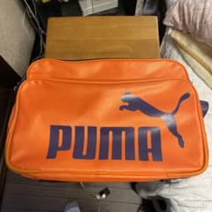 PUMA エナメルバッグのサムネイル
