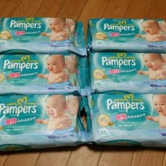 【あゆみ☆さま専用】パンパース おしりふきのサムネイル