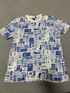 adidas ロゴTシャツのサムネイル