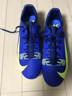 サッカースパイク26センチのサムネイル