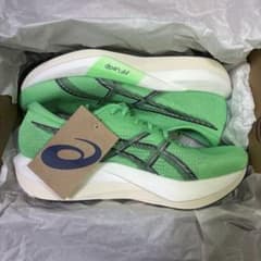 【新品未使用・箱付き】ASICS マジックスピード 5 グリーン色 27.5cmのサムネイル