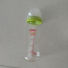 ピジョン 哺乳瓶 ガラス 240mlのサムネイル