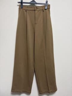 ワイドパンツ ベージュのサムネイル